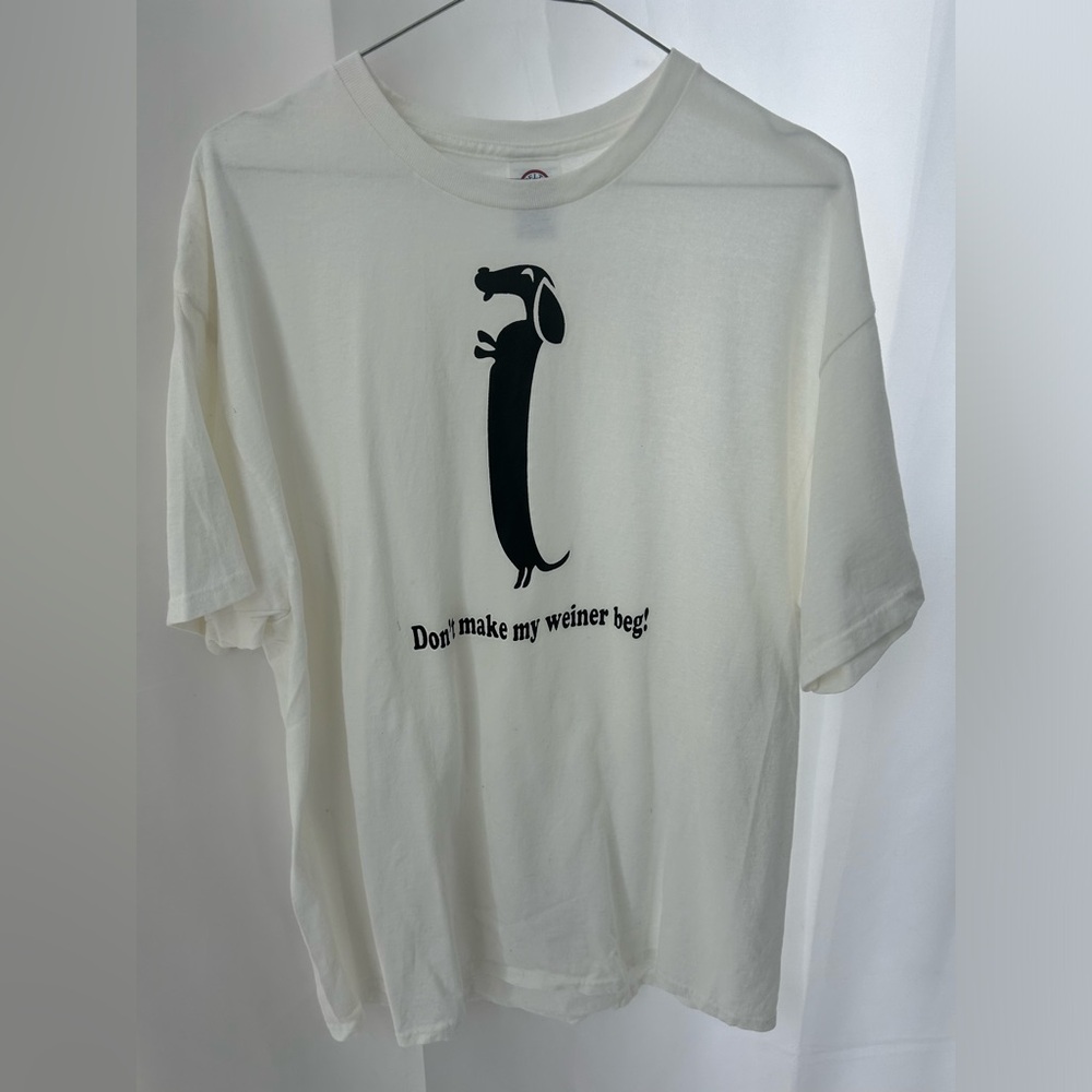 Vintage Delta Pro Weight “Don’t make my weiner beg” T-shirt